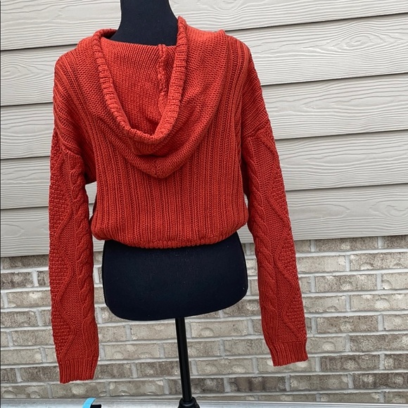 NWT Aeropostale Cropped Sweater - Picture 2 of 3